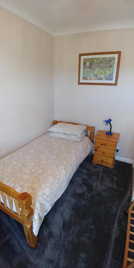 Comfortable Victorian 3 Bedroom Semi-Detached House With Fast Wi-Fi Sittingbourne Ngoại thất bức ảnh