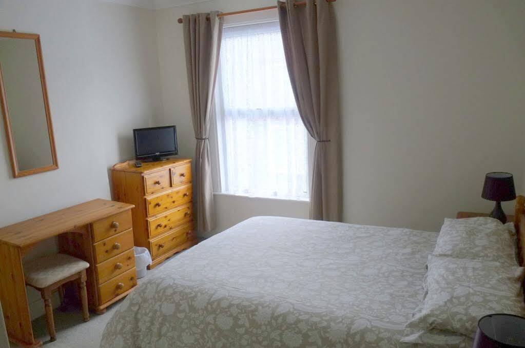 Comfortable Victorian 3 Bedroom Semi-Detached House With Fast Wi-Fi Sittingbourne Ngoại thất bức ảnh